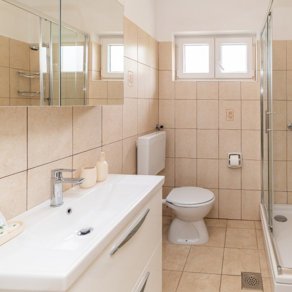 Bathroom / WC, Apartmani Marija&Anton Dujmović, Villa Marina&Apartments Dujmovic Malinska