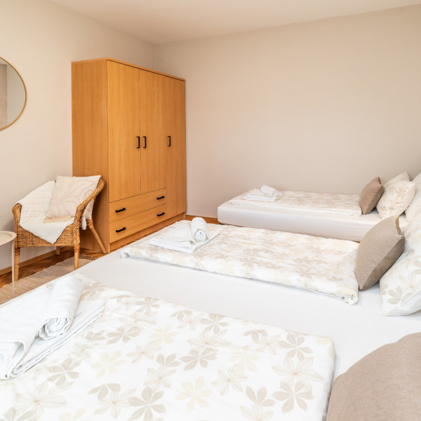 Bedrooms, Apartmani Marija&Anton Dujmović, Villa Marina&Apartments Dujmovic Malinska